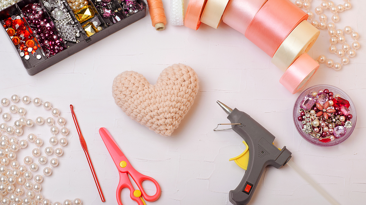 DIY crochet heart, glue gun ribbon and beads