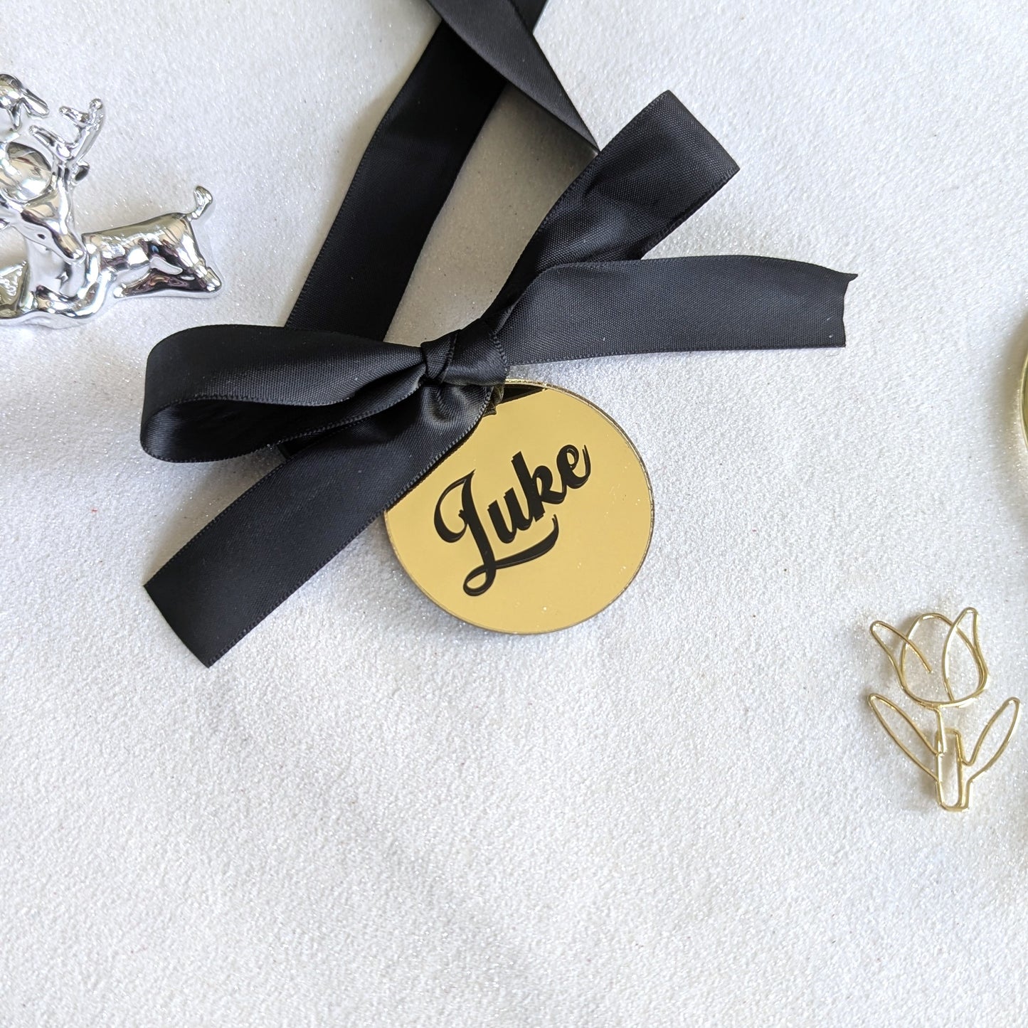 Custom 5cm gold mirror acrylic gift tag with name